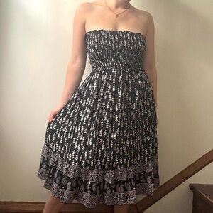 Black and white mixed floral and paisley print cotton shirred tube top sundress